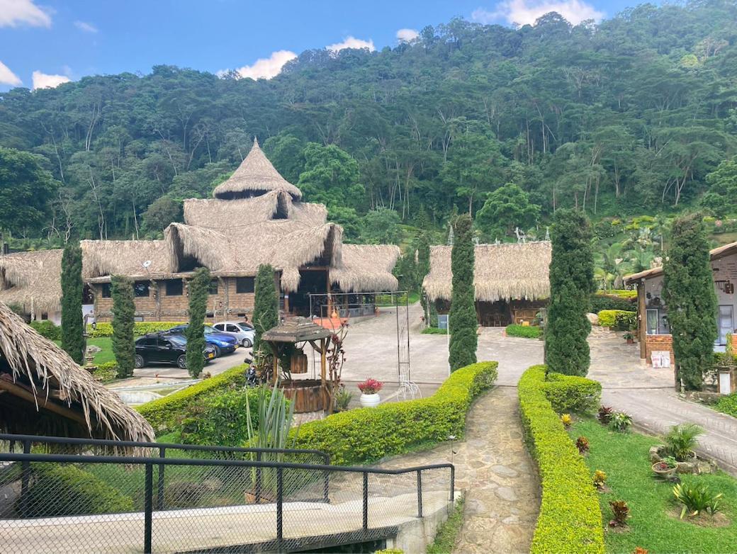 Hotel Rancho Ecoturistico El Faro La Mesa  Esterno foto